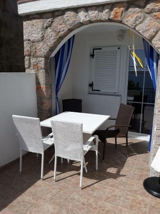 Apartman Grospic 2 Cesarica Esterno foto