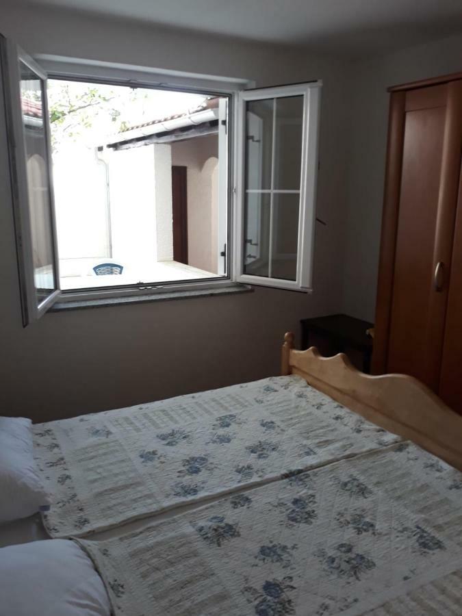 Apartman Grospic 2 Cesarica Esterno foto